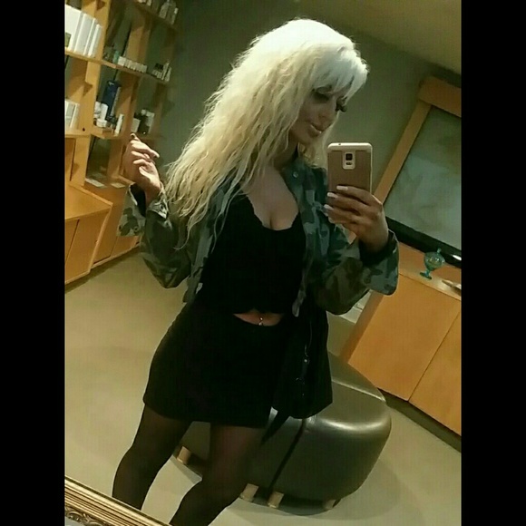 Meet your Posher, Samantha - Picture 1 of 6